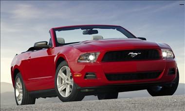 2010_Ford_Mustang_image